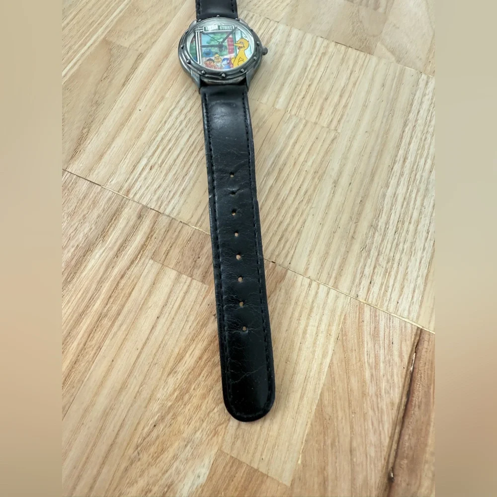 Vintage 90s Sesame Street general store limited edition Fossil watch NEW BATTERY